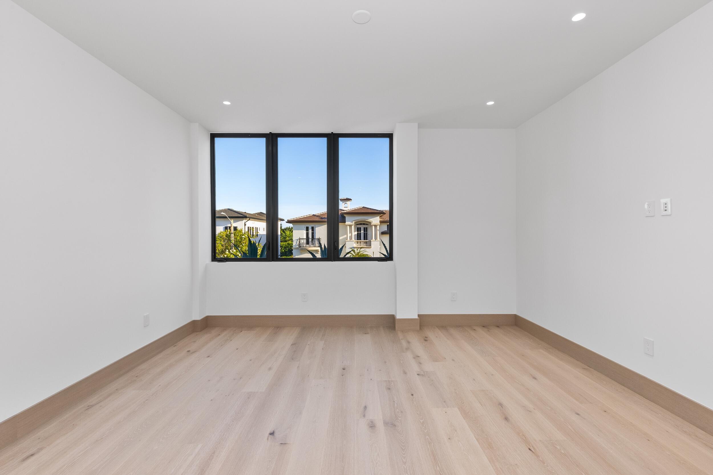 541 Golden Harbour, Boca Raton FL 33432