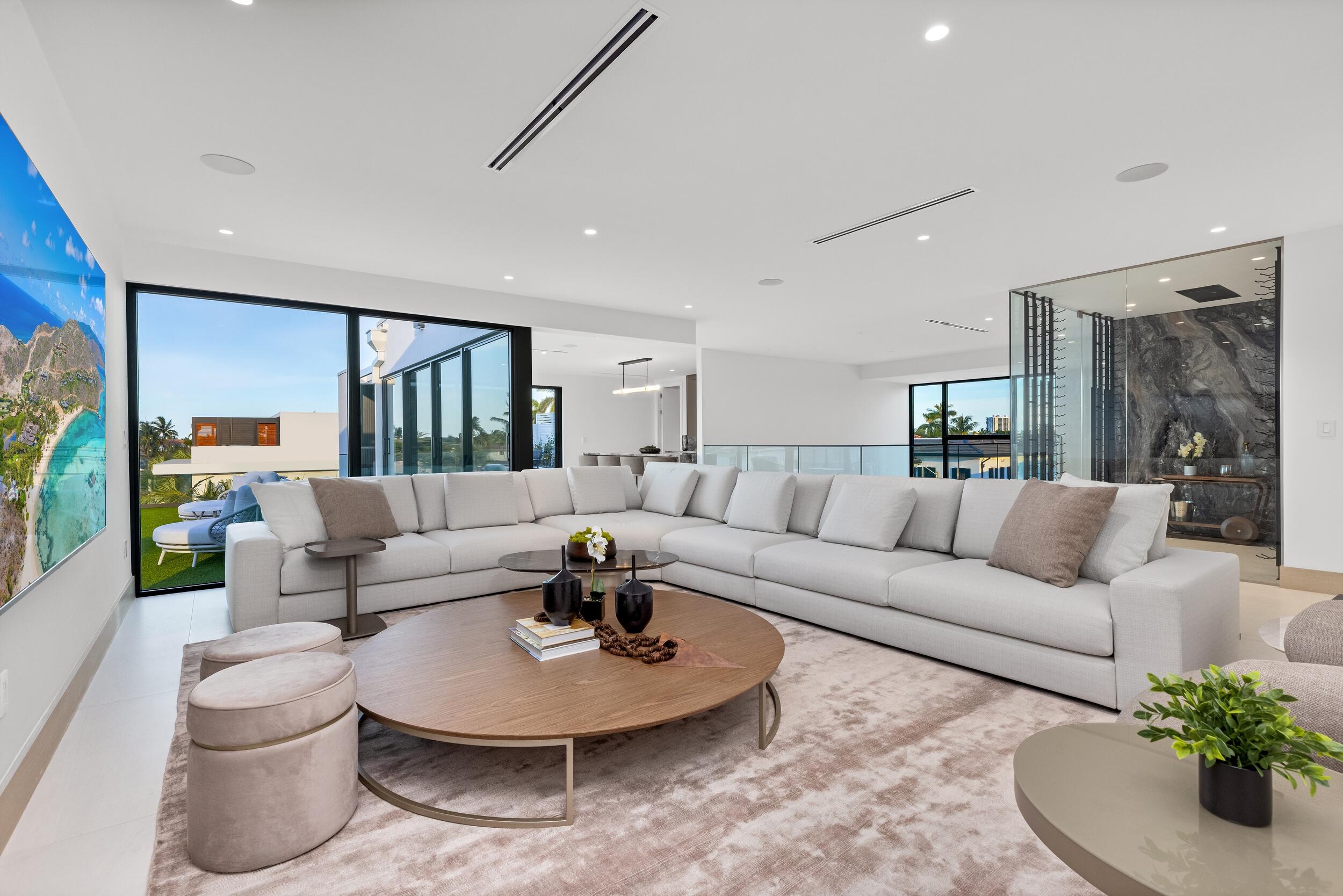 541 Golden Harbour, Boca Raton FL 33432
