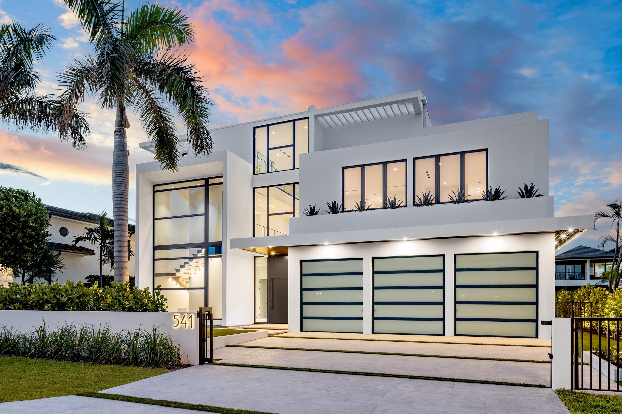 541 Golden Harbour, Boca Raton FL 33432