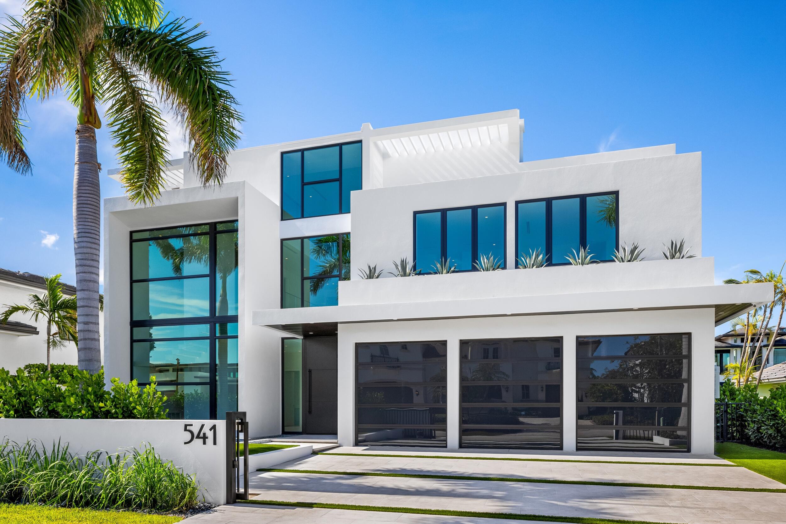 541 Golden Harbour, Boca Raton FL 33432