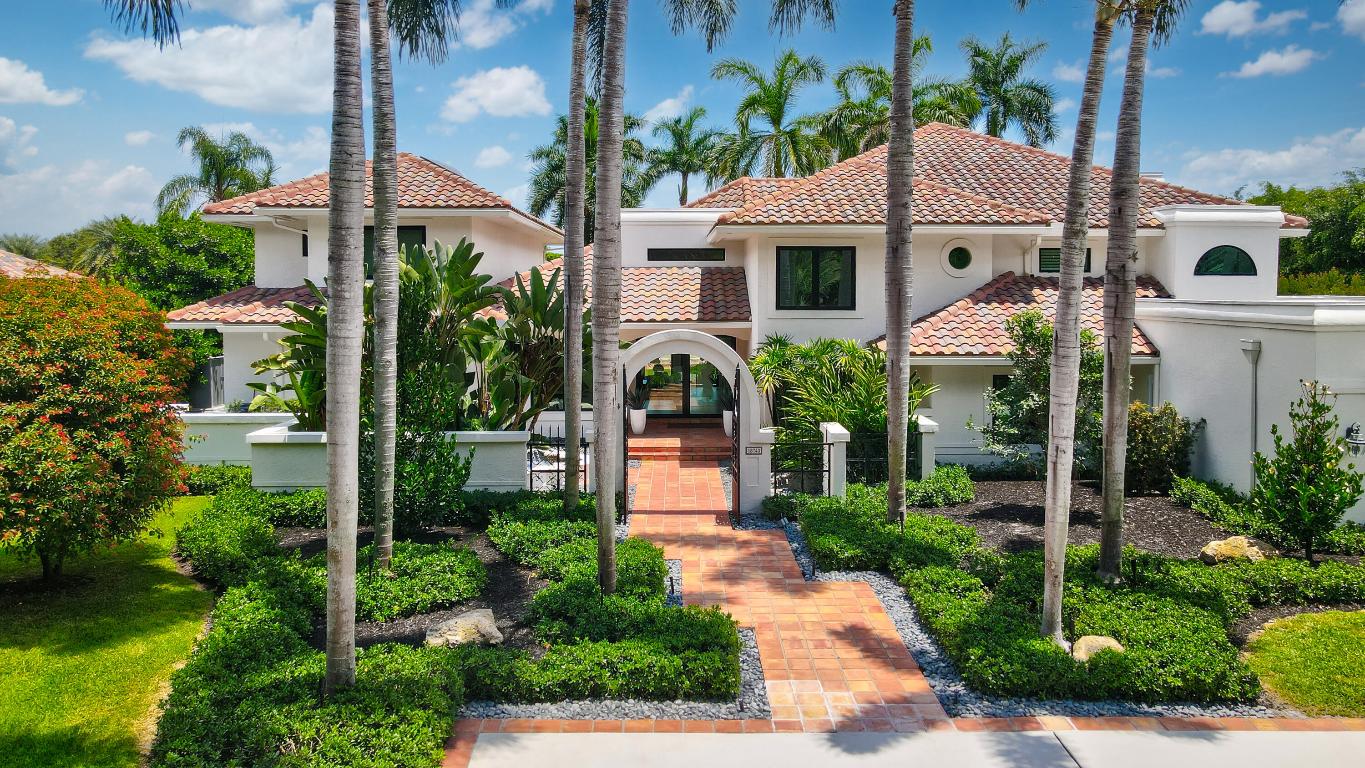 18743 Long Lake, Boca Raton FL 33496