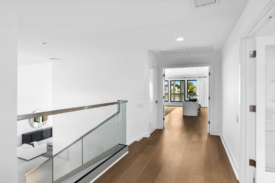 18743 Long Lake, Boca Raton FL 33496