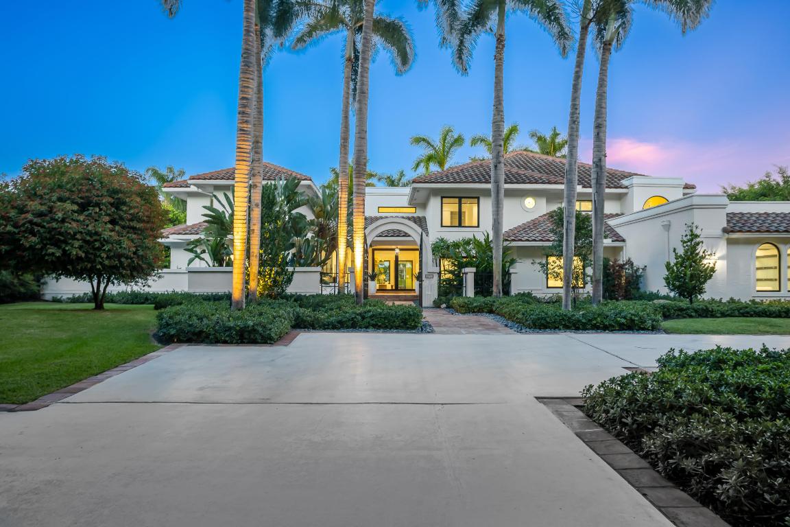 18743 Long Lake, Boca Raton FL 33496
