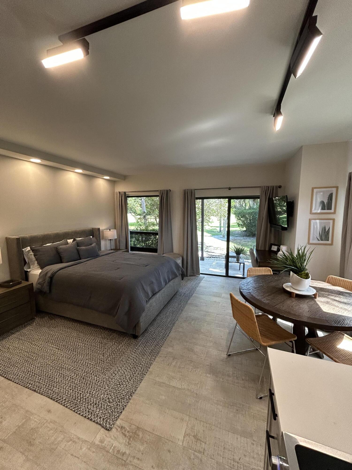 13334 Polo Club #203, Wellington FL 33414