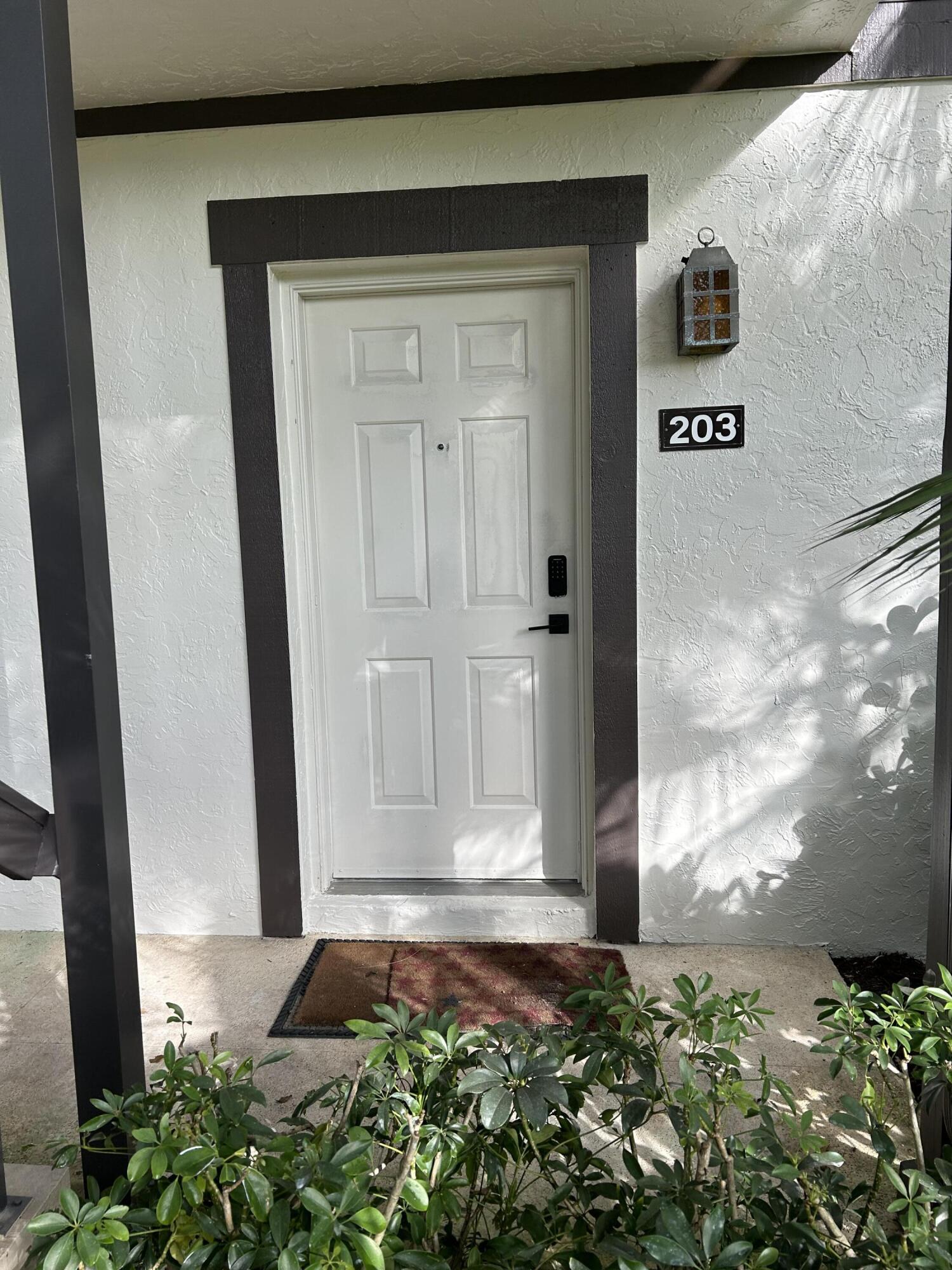 13334 Polo Club #203, Wellington FL 33414