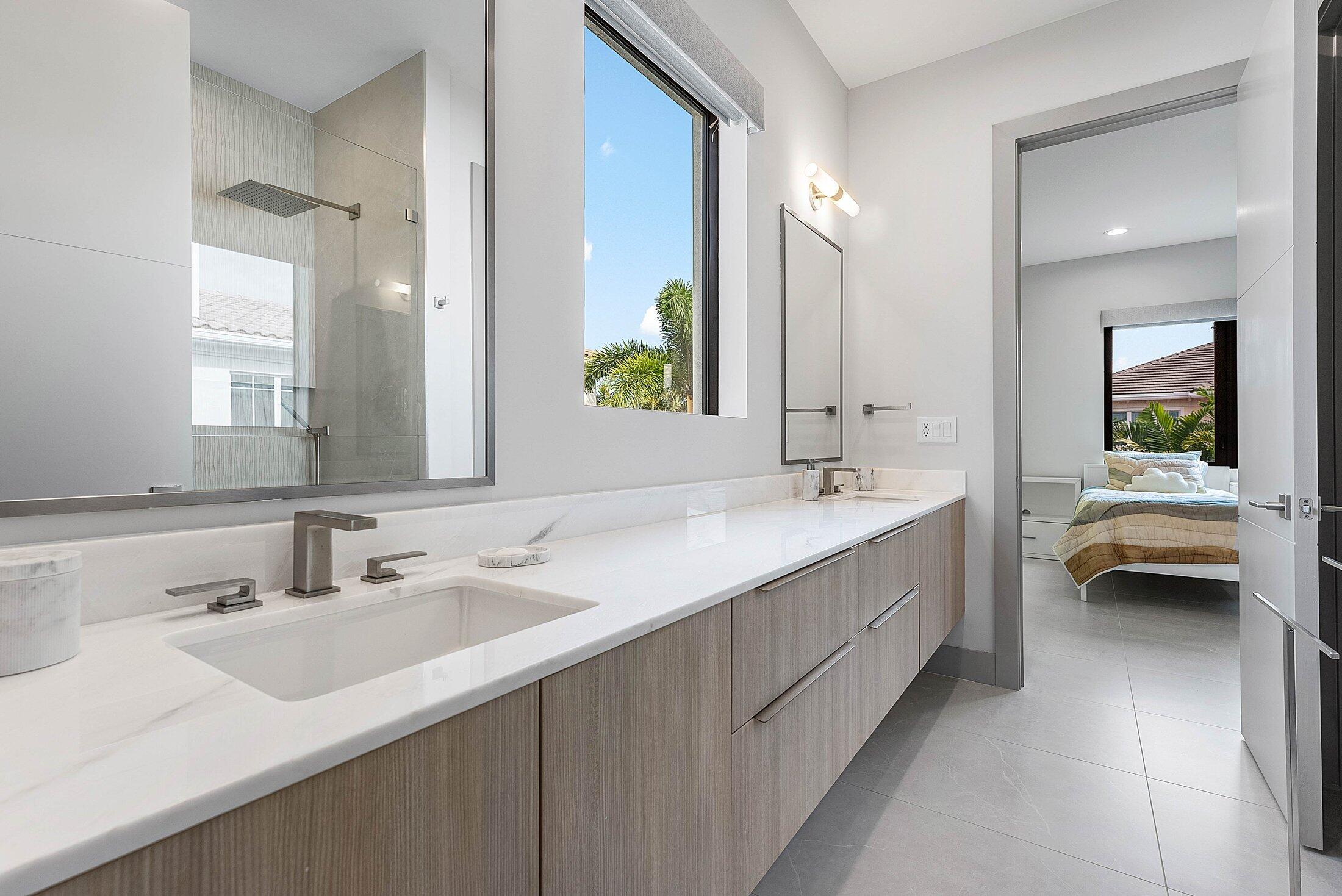 499 NE 4th, Boca Raton FL 33432