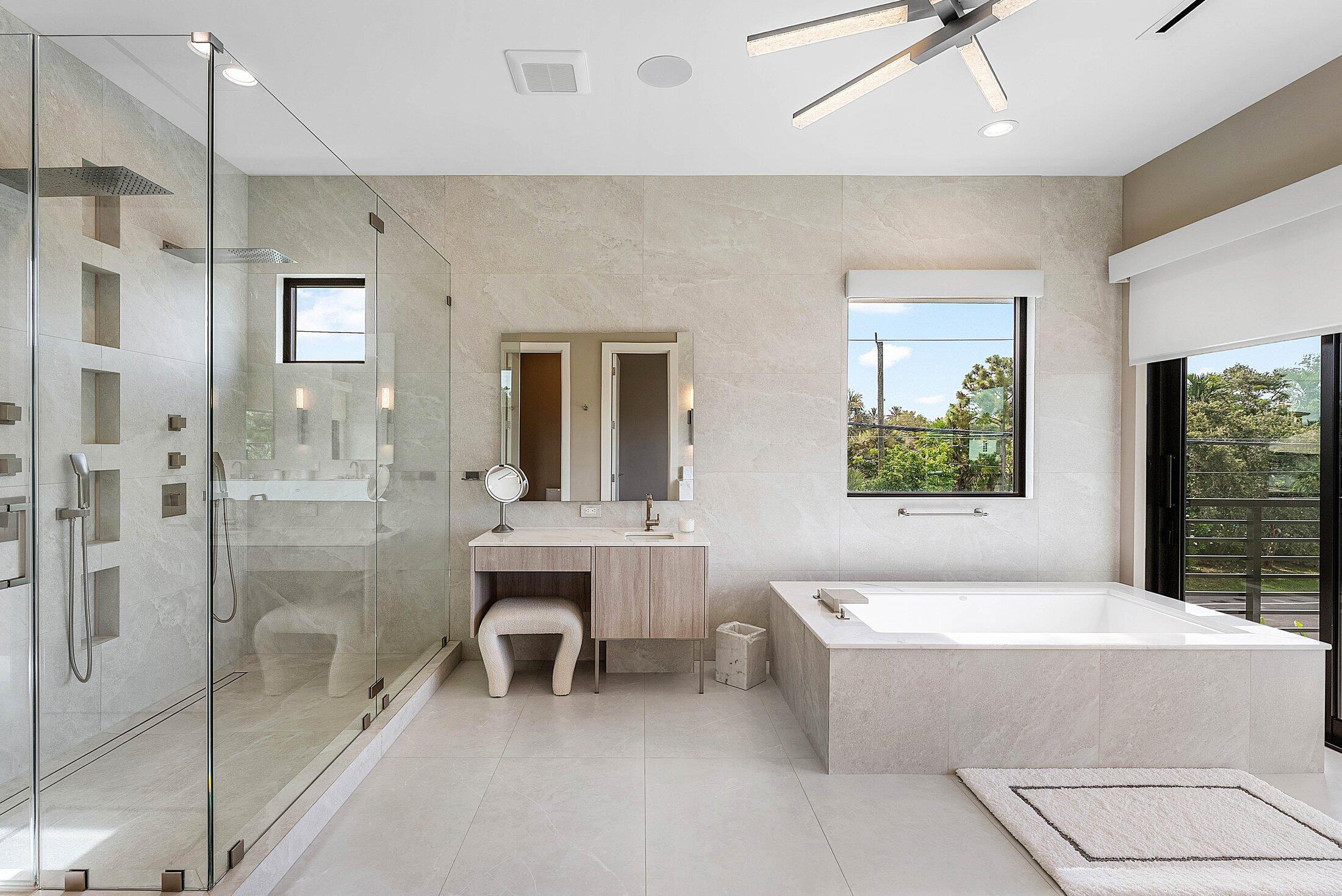 499 NE 4th, Boca Raton FL 33432