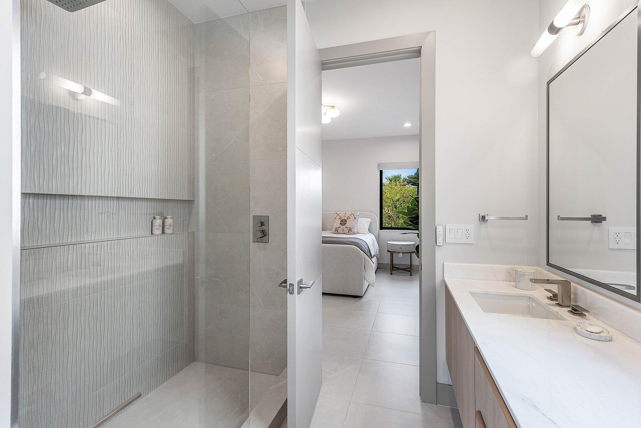 499 NE 4th, Boca Raton FL 33432