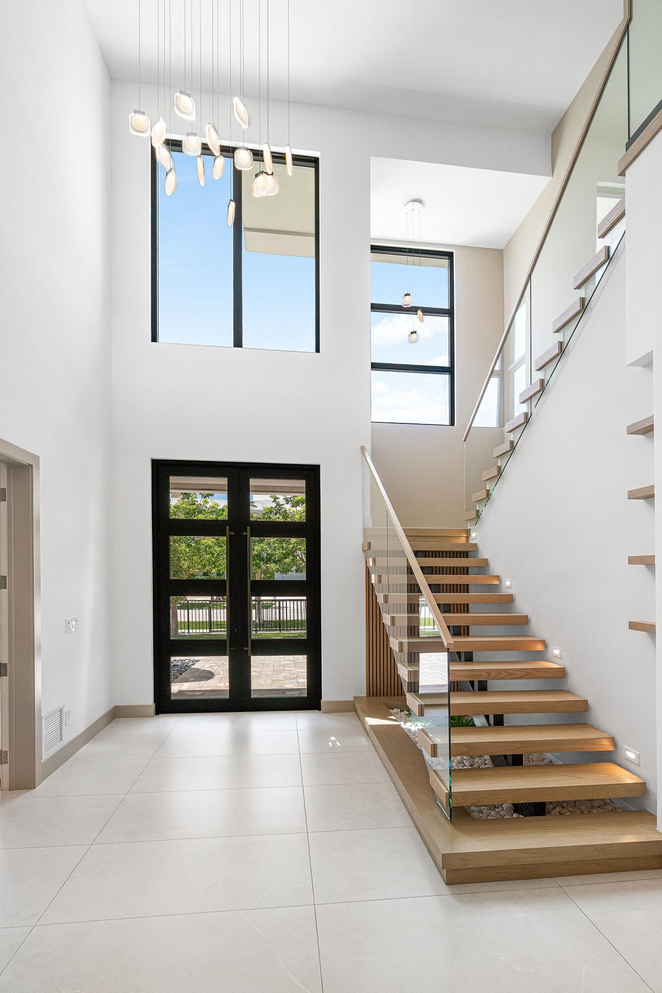 499 NE 4th, Boca Raton FL 33432