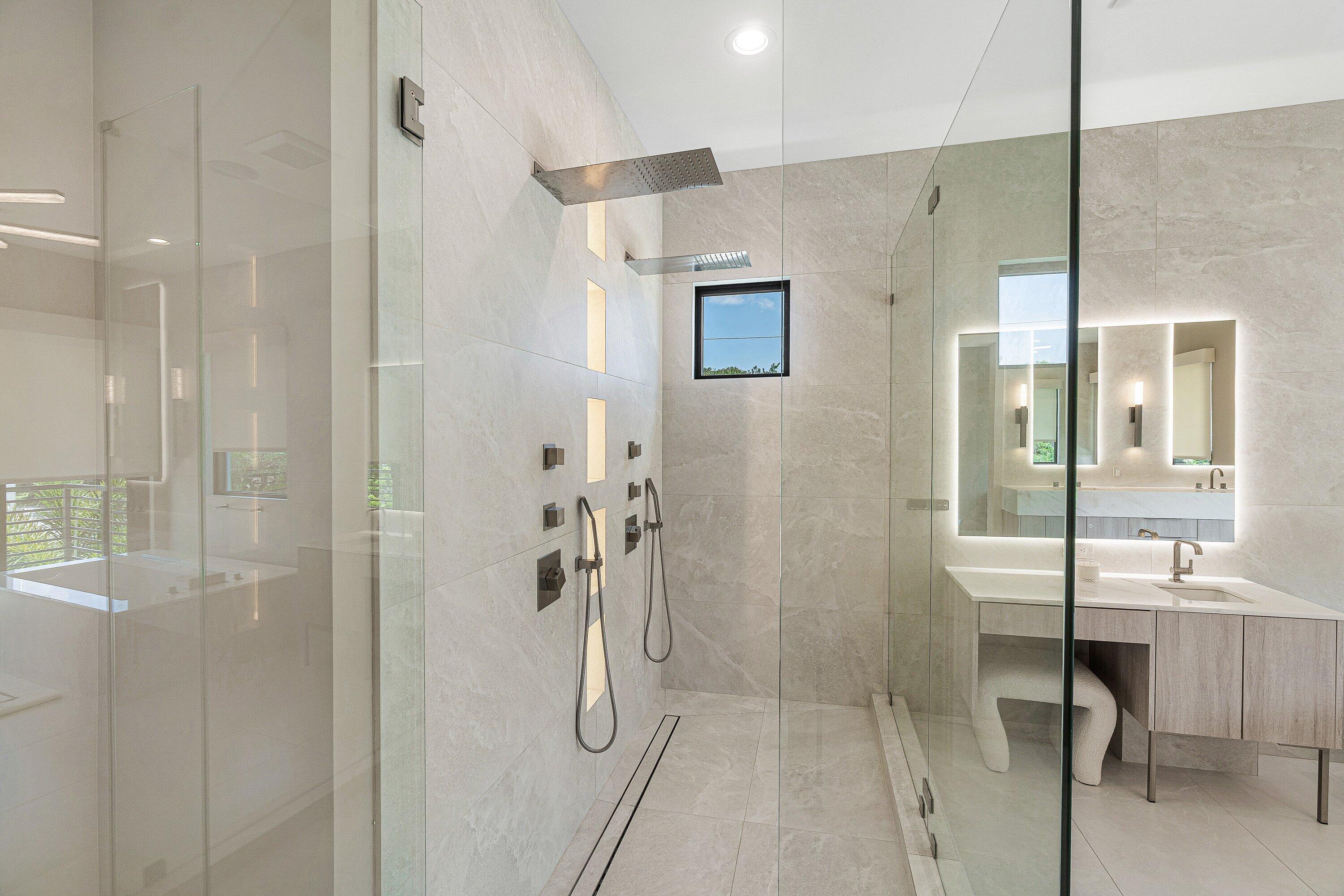 499 NE 4th, Boca Raton FL 33432