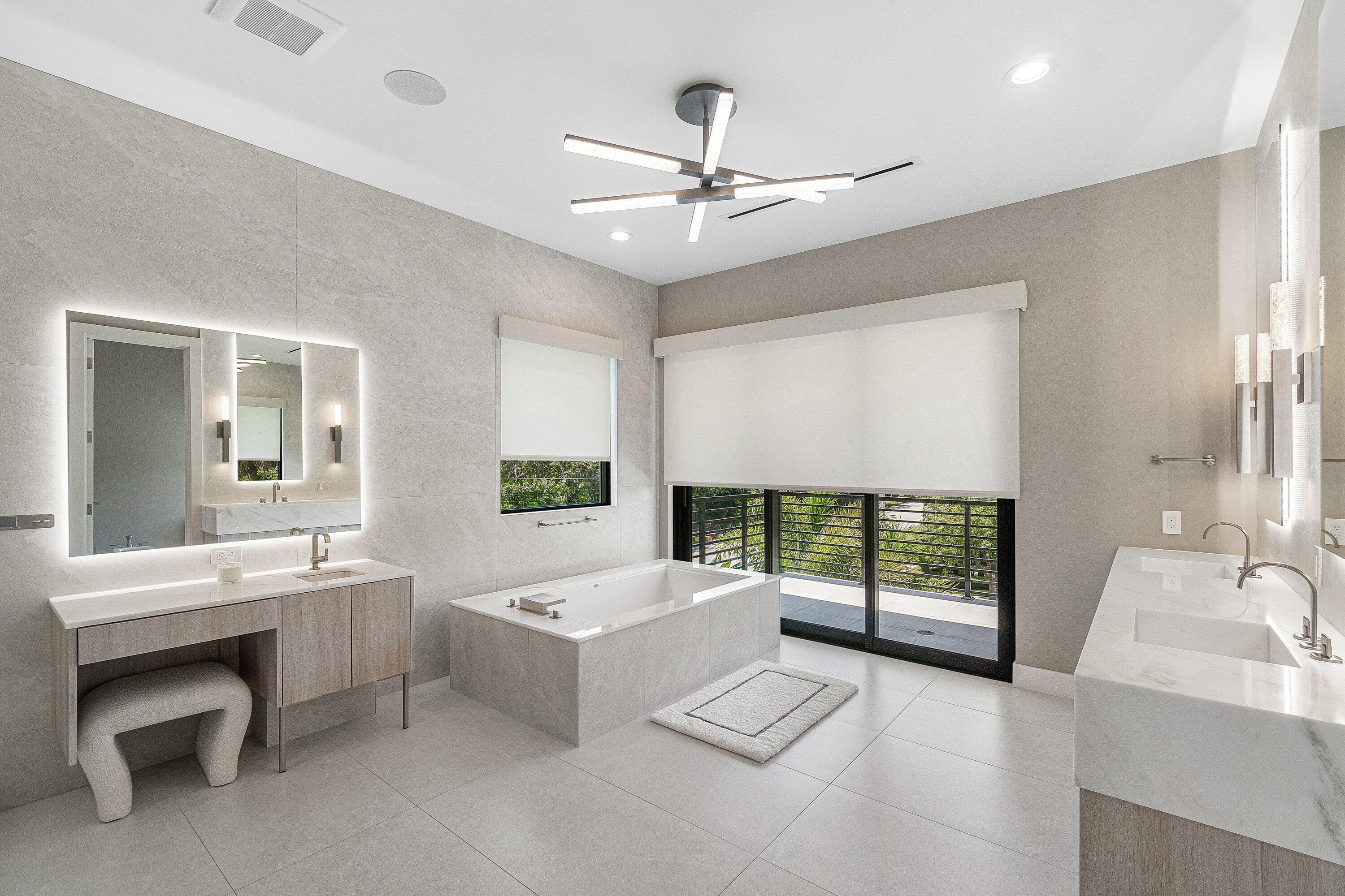 499 NE 4th, Boca Raton FL 33432