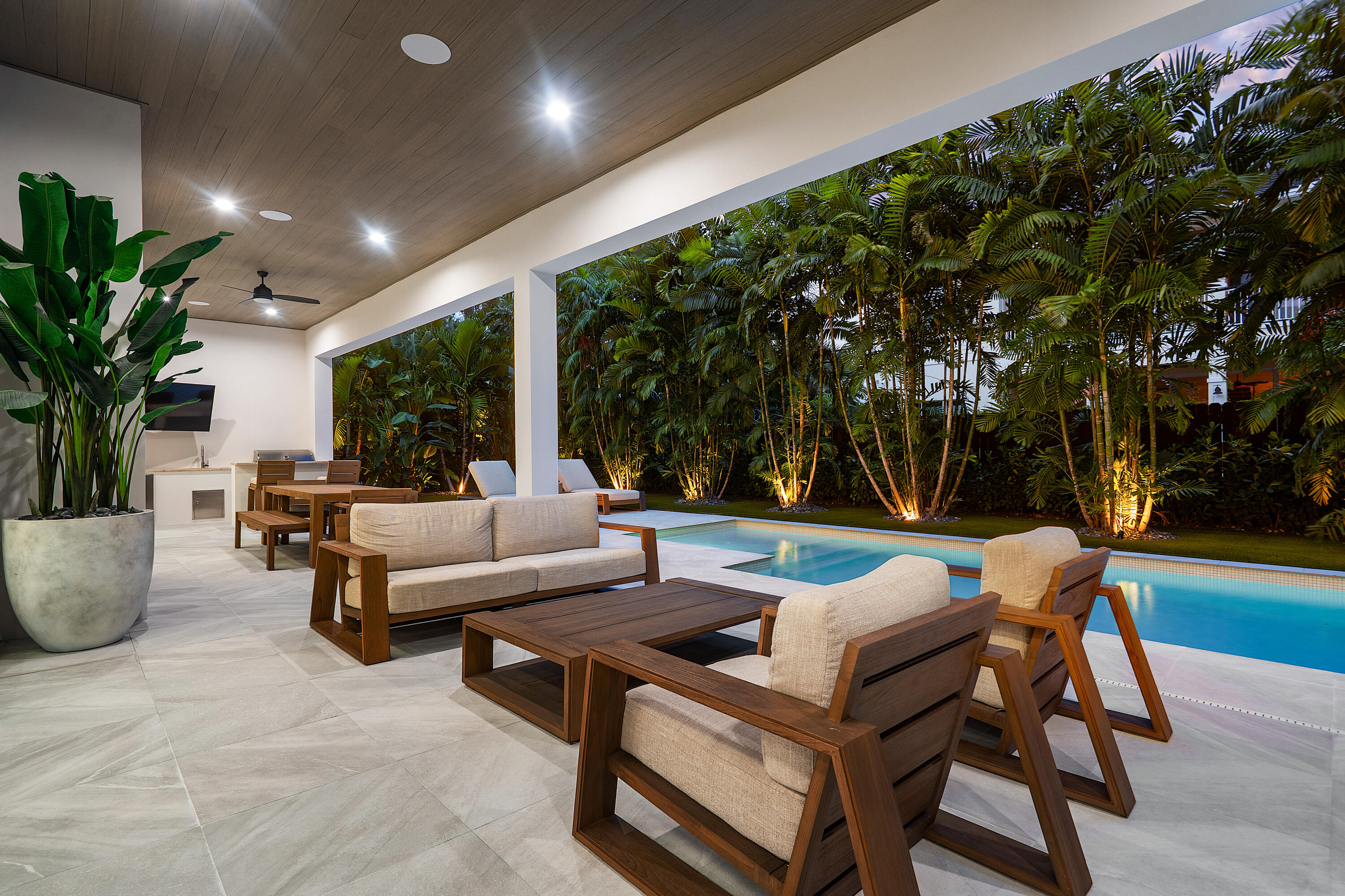 499 NE 4th, Boca Raton FL 33432