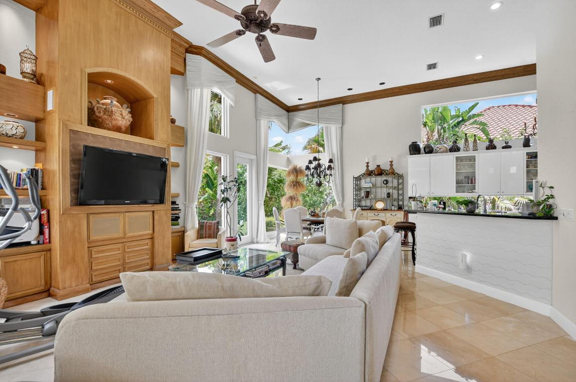 6981 Lions Head, Boca Raton FL 33496