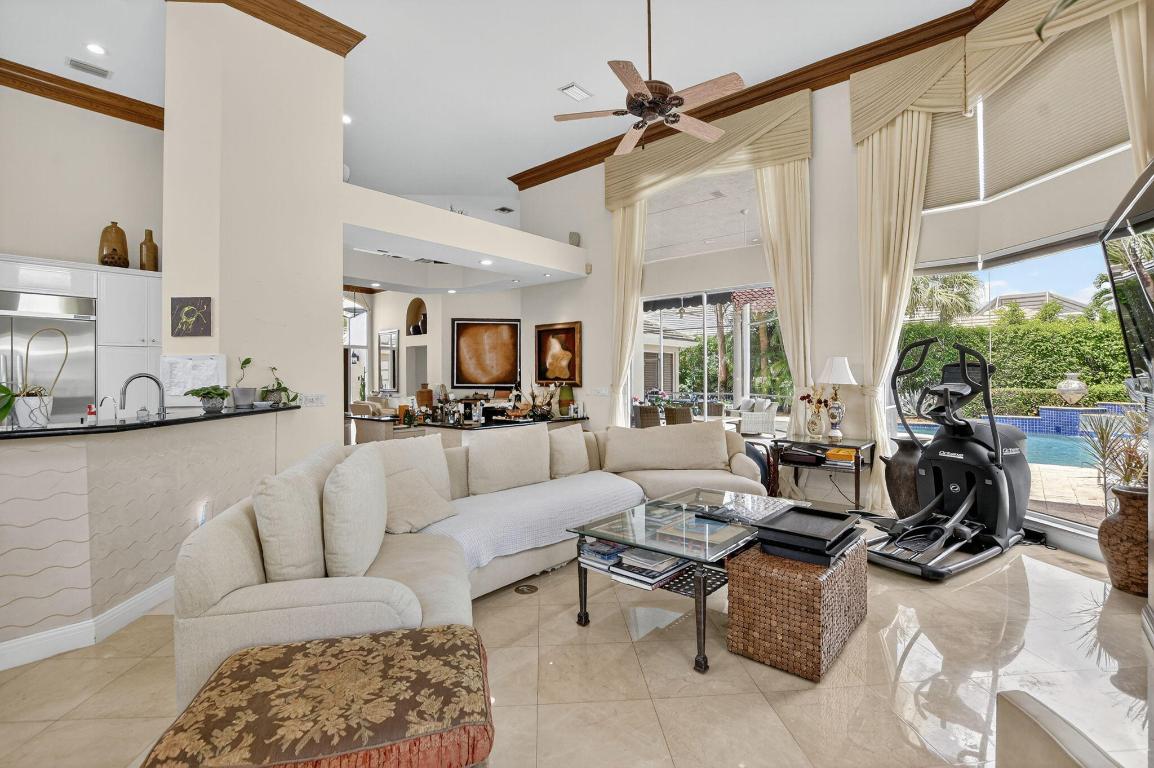 6981 Lions Head, Boca Raton FL 33496
