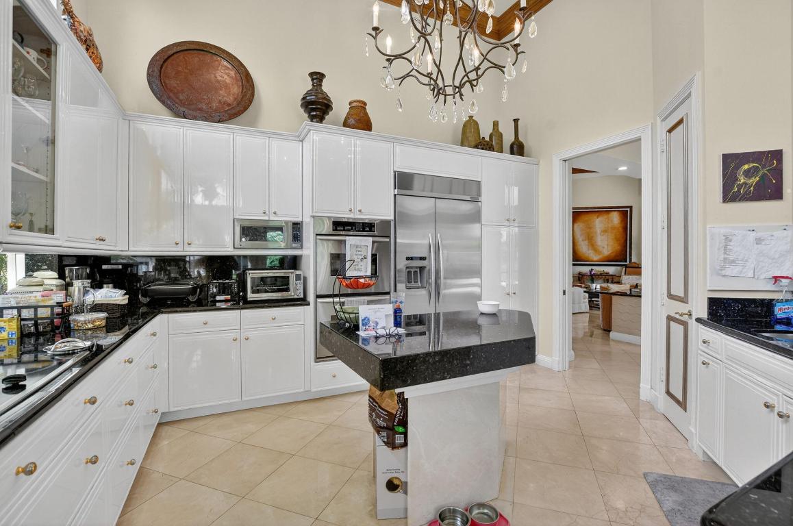 6981 Lions Head, Boca Raton FL 33496