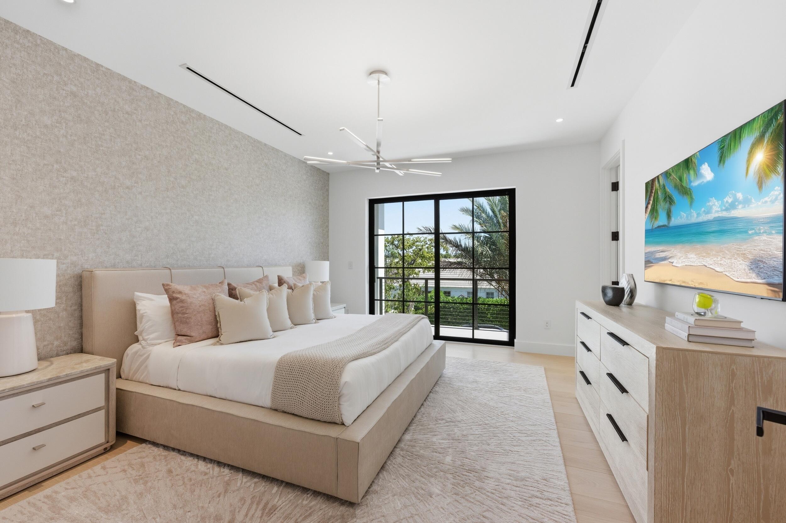 210 Cortez, West Palm Beach FL 33405