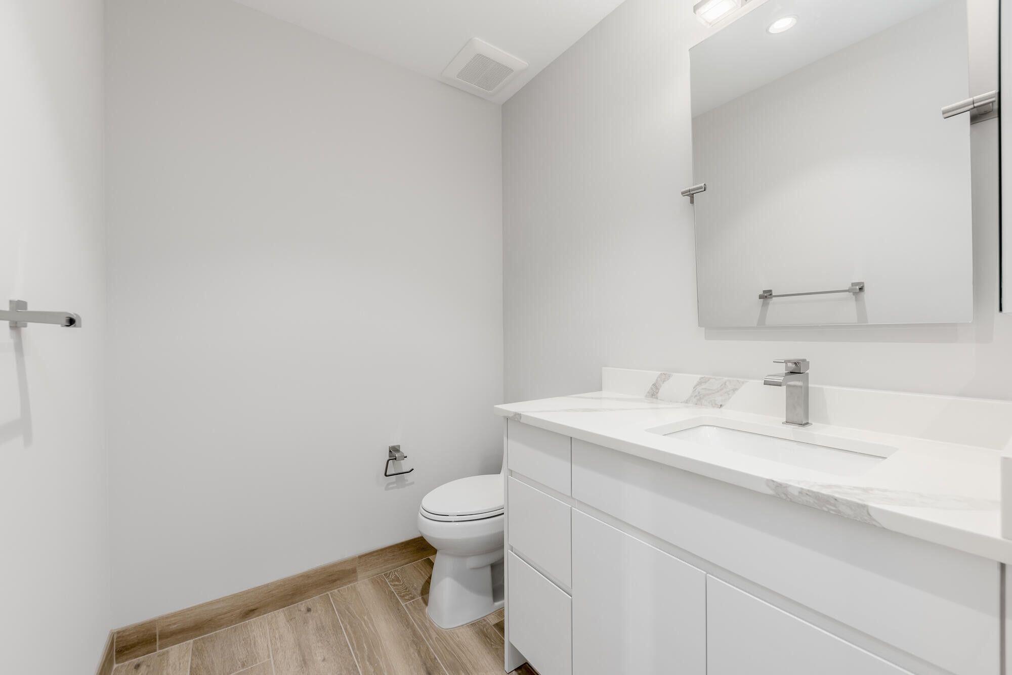 41 SW Seminole #305, Stuart FL 34994