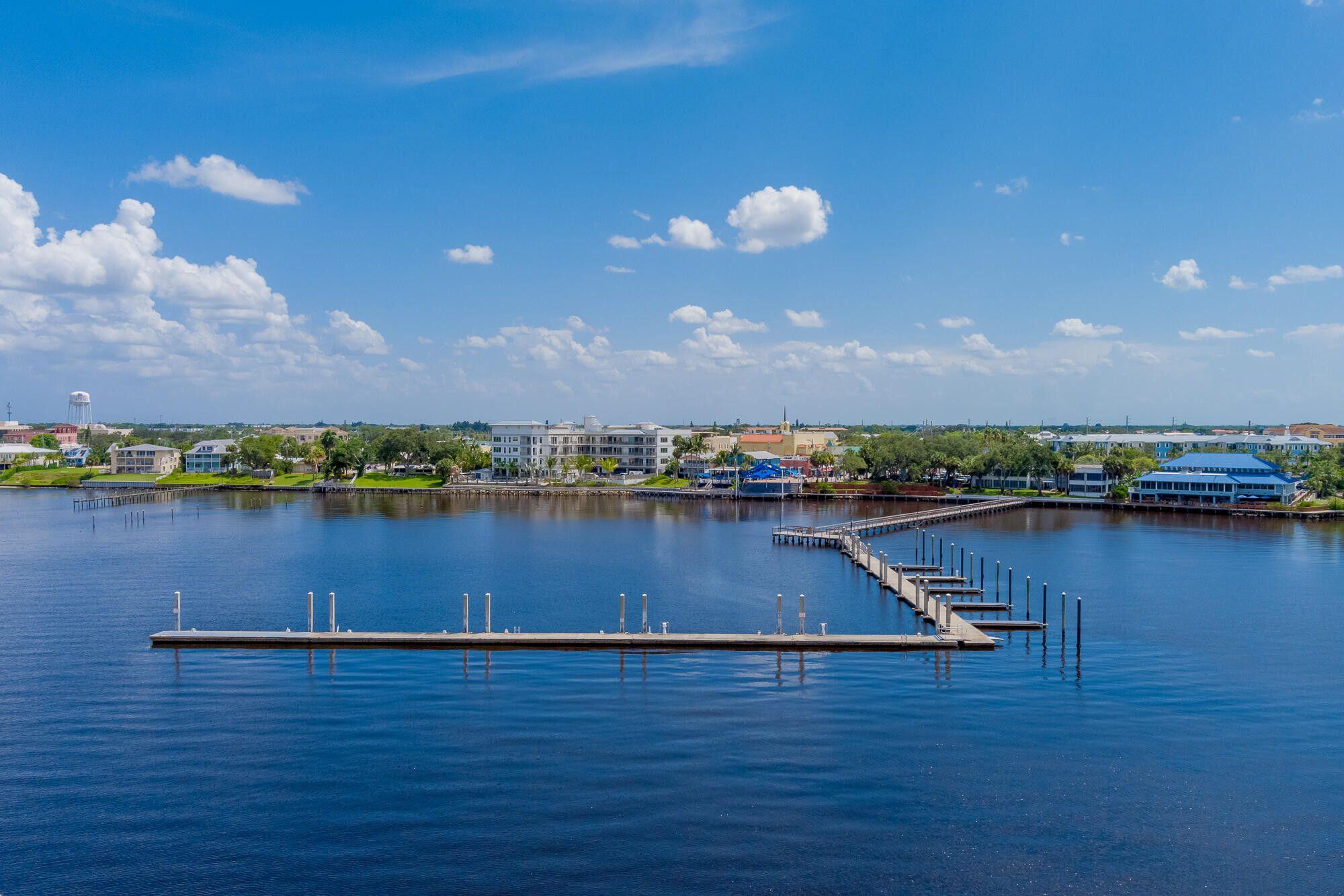 41 SW Seminole #305, Stuart FL 34994