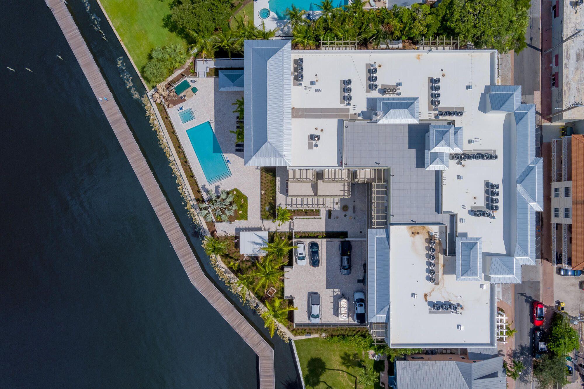 41 SW Seminole #305, Stuart FL 34994