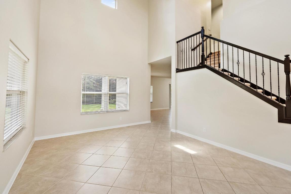 136 Behring, Jupiter FL 33458
