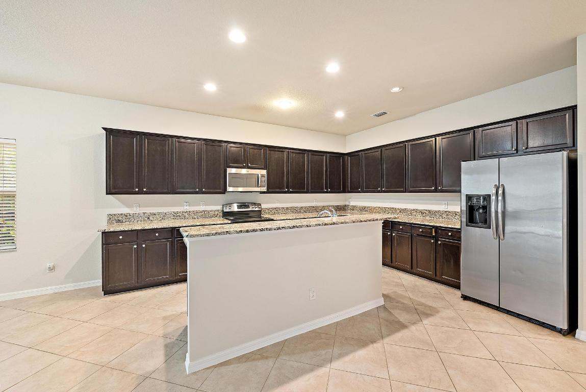 136 Behring, Jupiter FL 33458