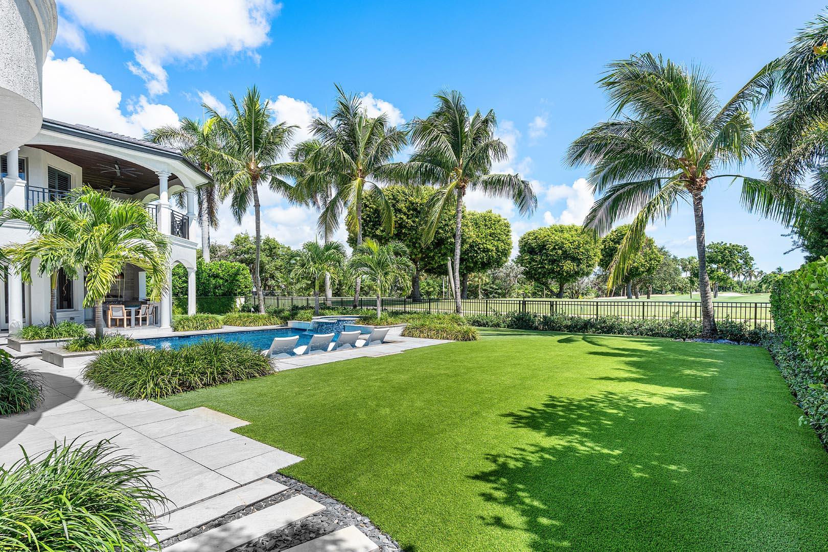 121 Royal Palm, Boca Raton FL 33432
