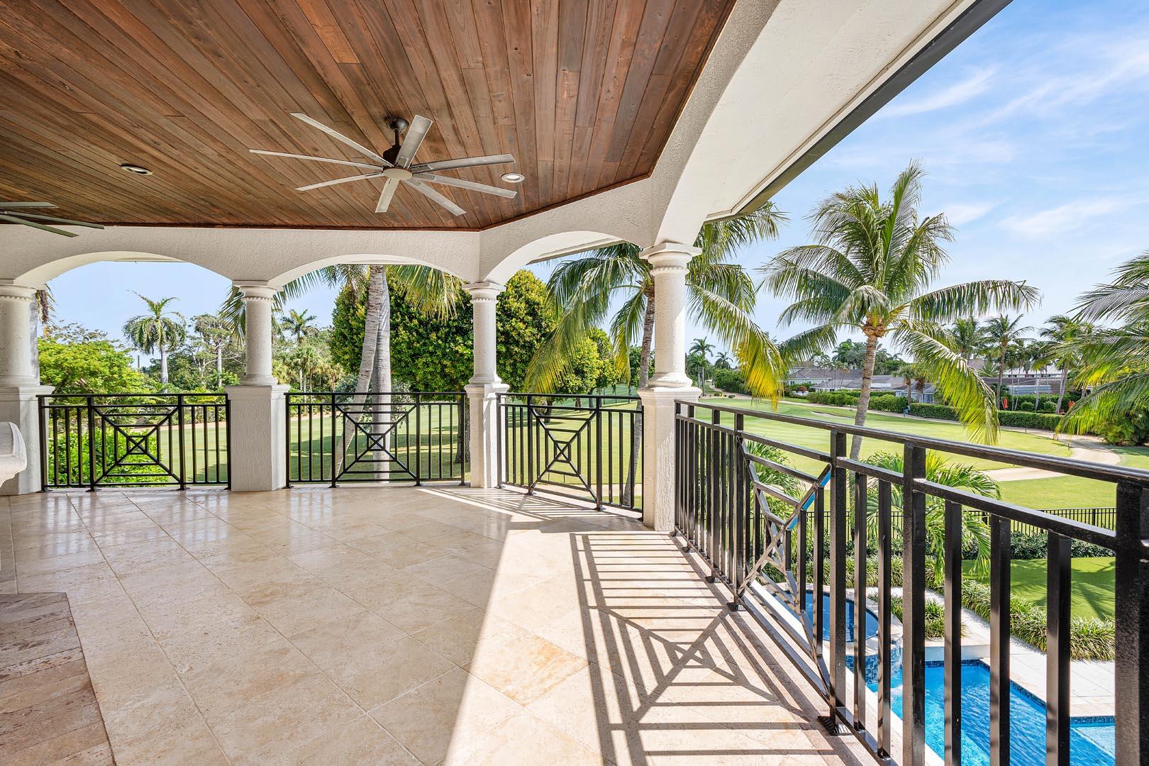 121 Royal Palm, Boca Raton FL 33432