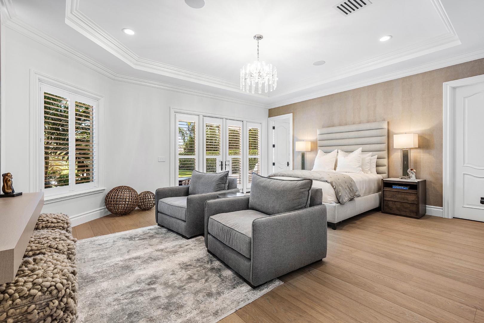121 Royal Palm, Boca Raton FL 33432