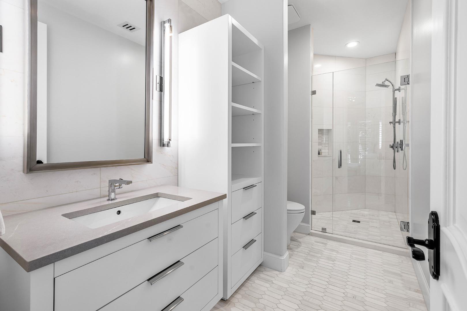 121 Royal Palm, Boca Raton FL 33432