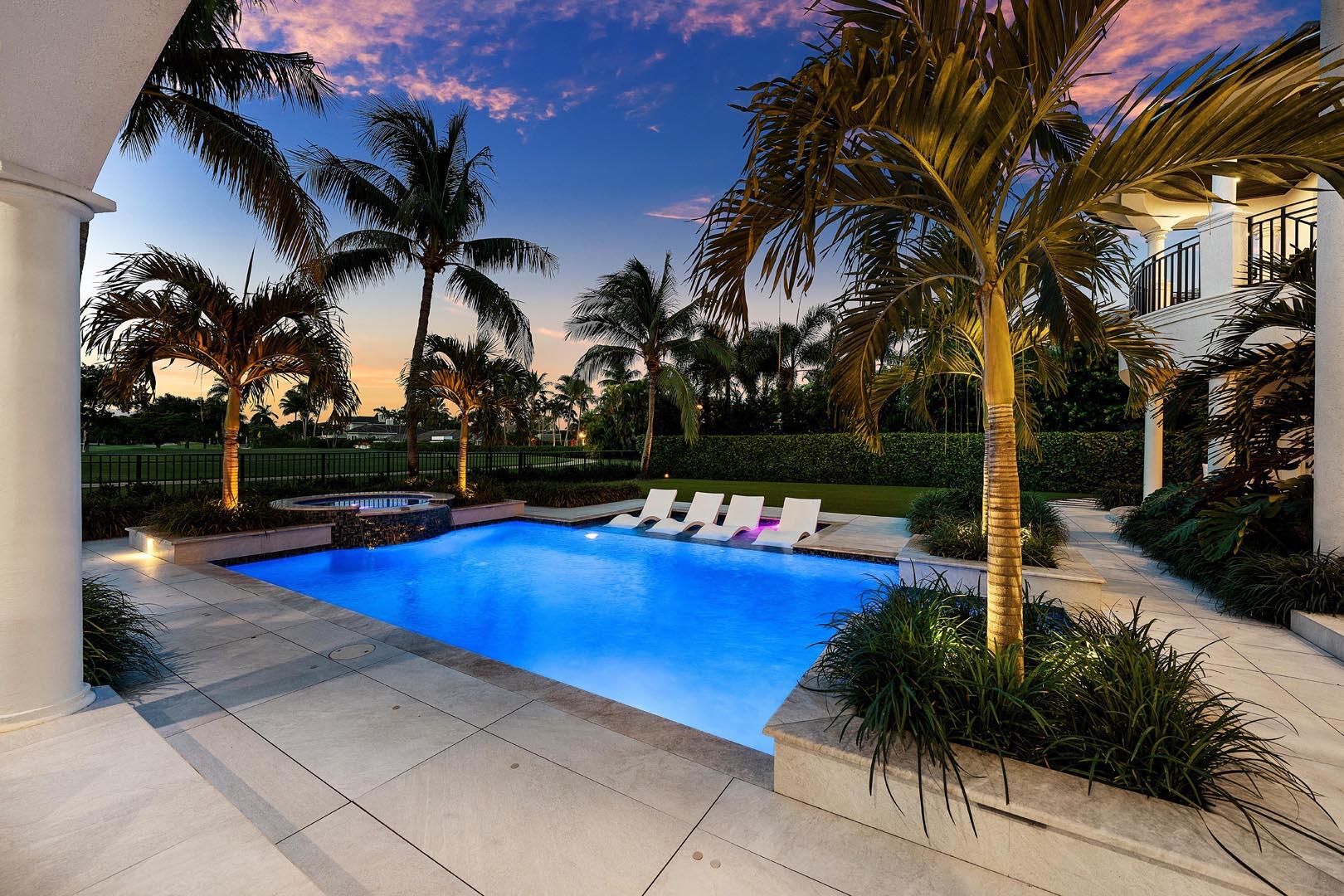 121 Royal Palm, Boca Raton FL 33432