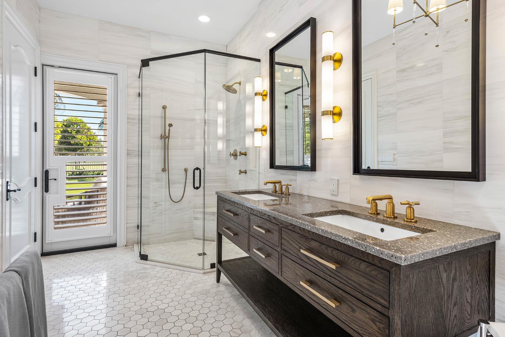 121 Royal Palm, Boca Raton FL 33432