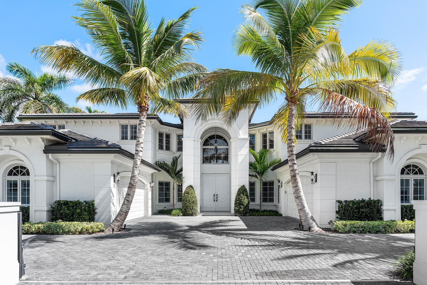 121 Royal Palm, Boca Raton FL 33432