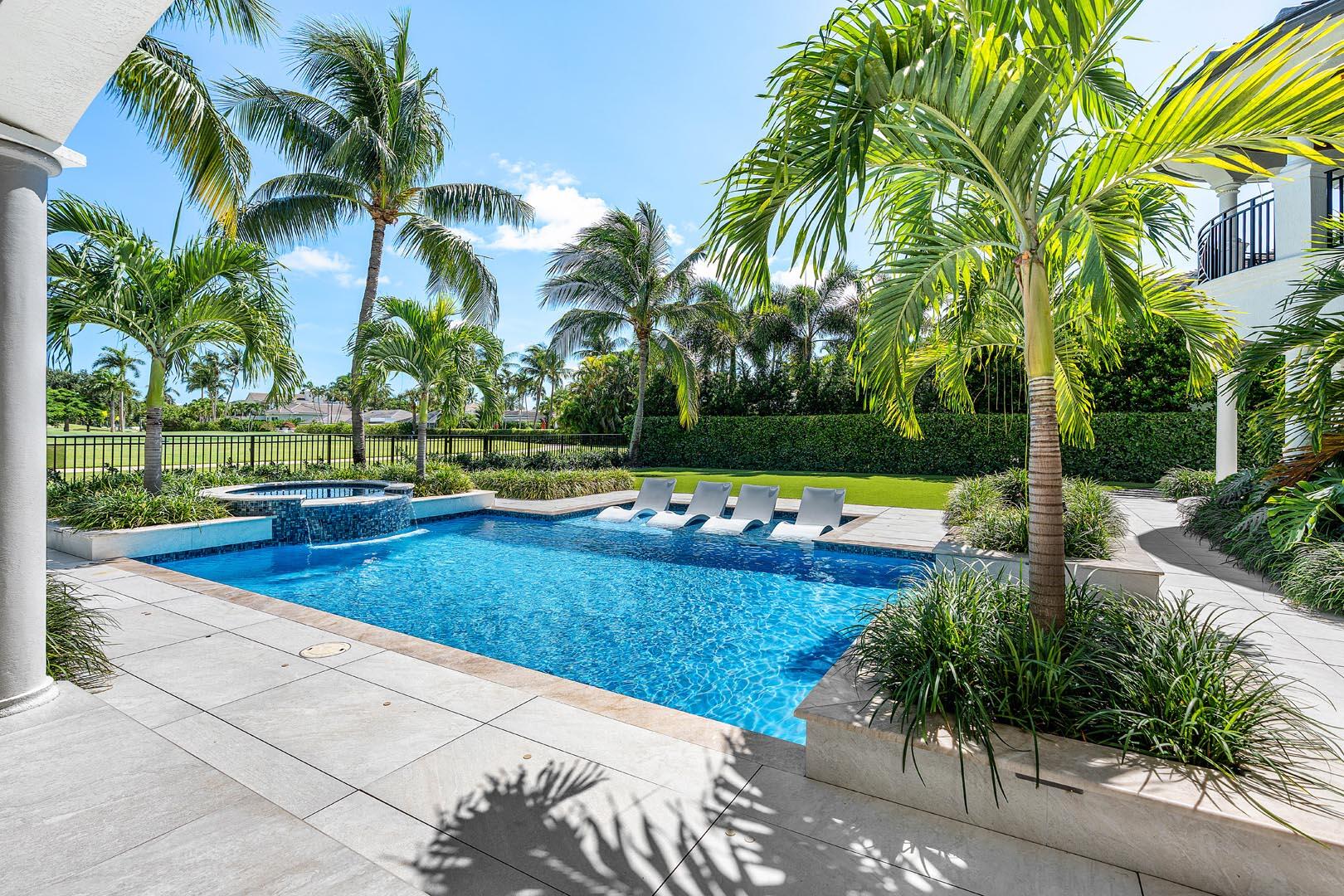 121 Royal Palm, Boca Raton FL 33432