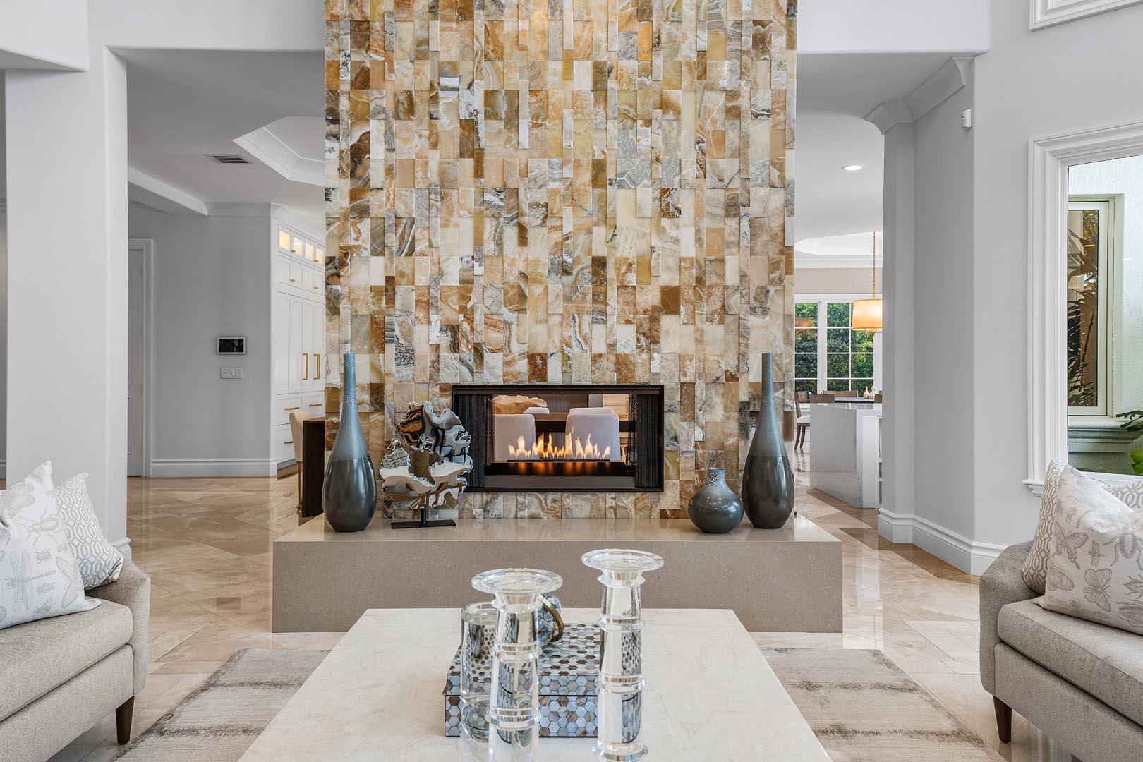 121 Royal Palm, Boca Raton FL 33432