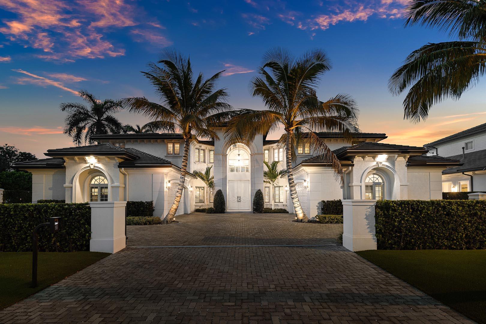 121 Royal Palm, Boca Raton FL 33432