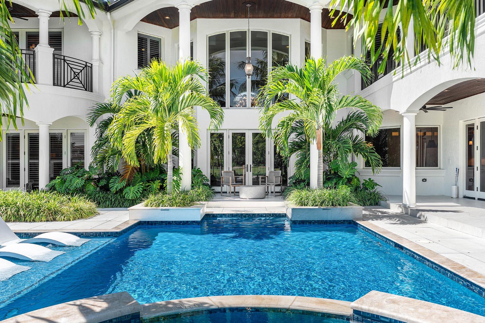 121 Royal Palm, Boca Raton FL 33432