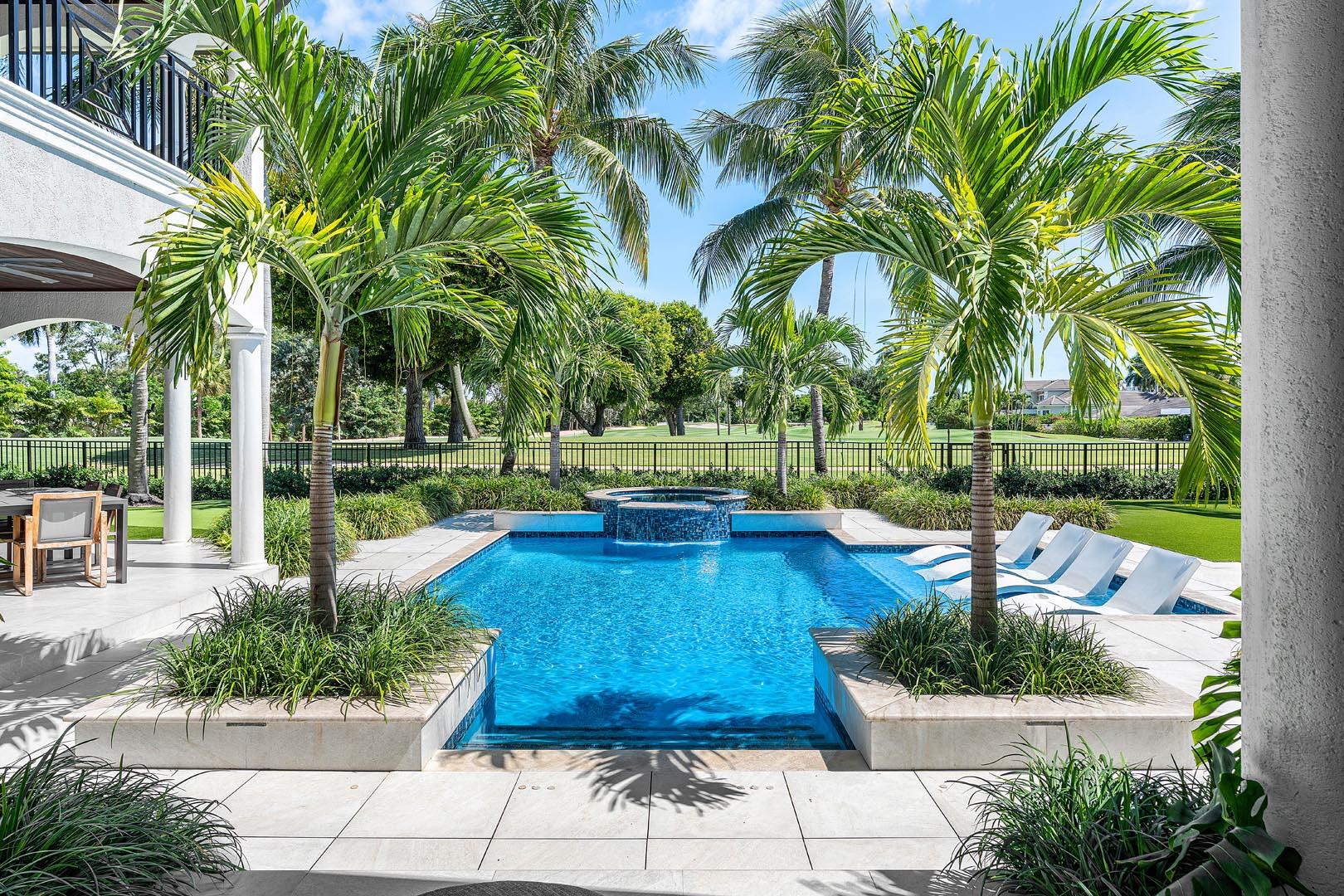 121 Royal Palm, Boca Raton FL 33432