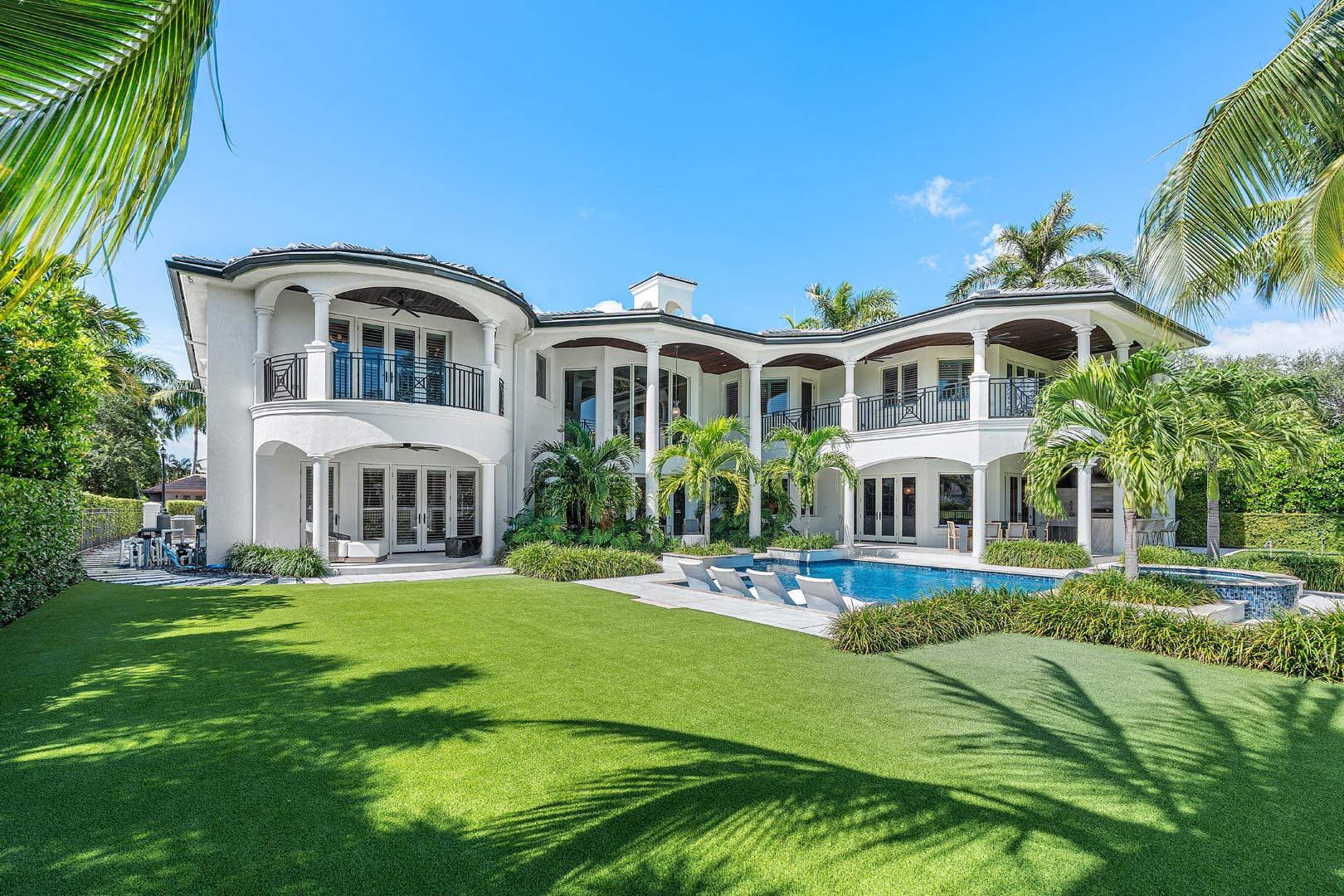 121 Royal Palm, Boca Raton FL 33432