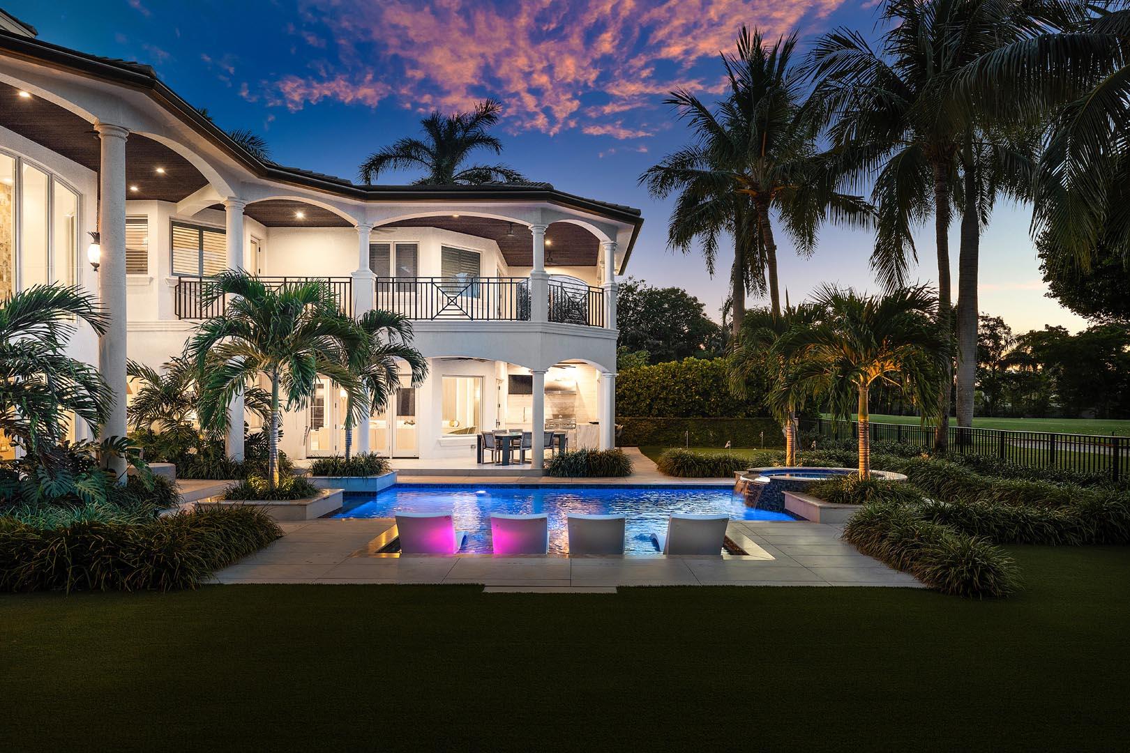 121 Royal Palm, Boca Raton FL 33432