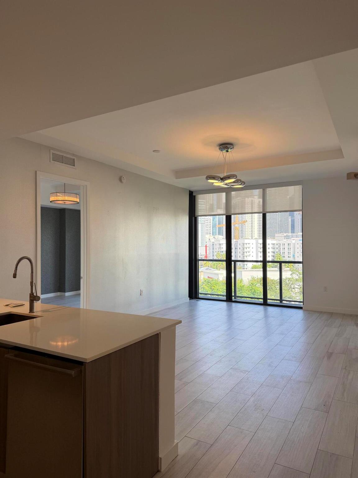 201 SW 17th Road #810, Miami FL 33129