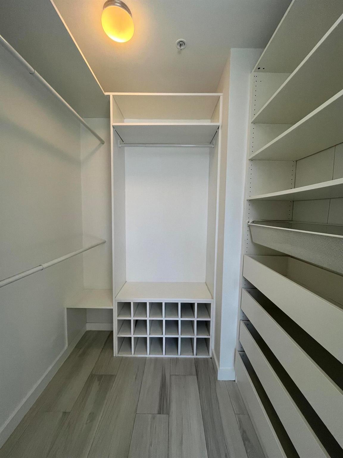 201 SW 17th Road #810, Miami FL 33129