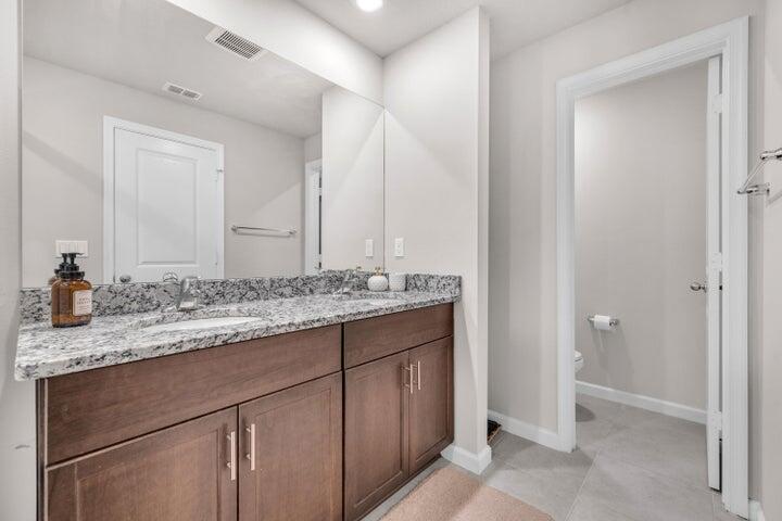 5688 Mentmore, Mangonia Park FL 33407