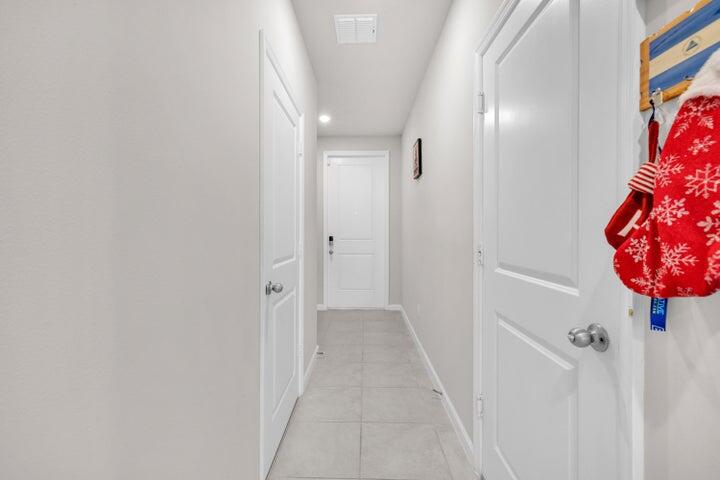 5688 Mentmore, Mangonia Park FL 33407