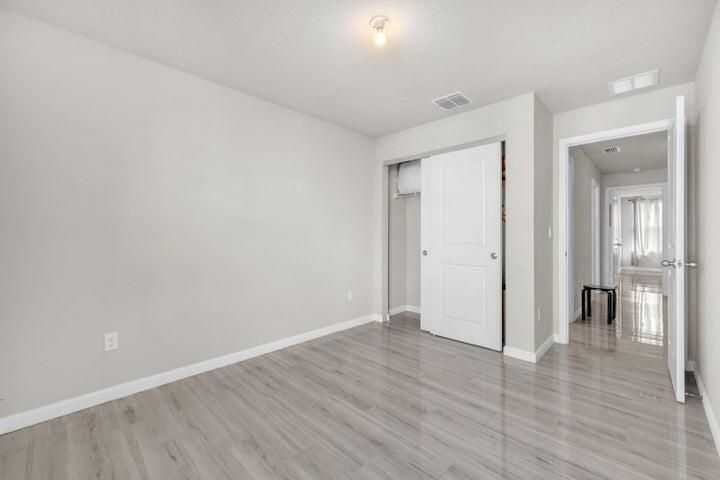 5688 Mentmore, Mangonia Park FL 33407