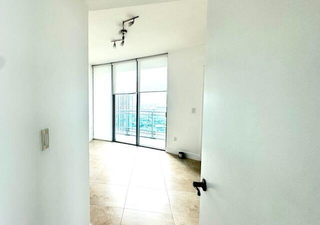 350 S Miami Avenue #3313, Miami FL 33130