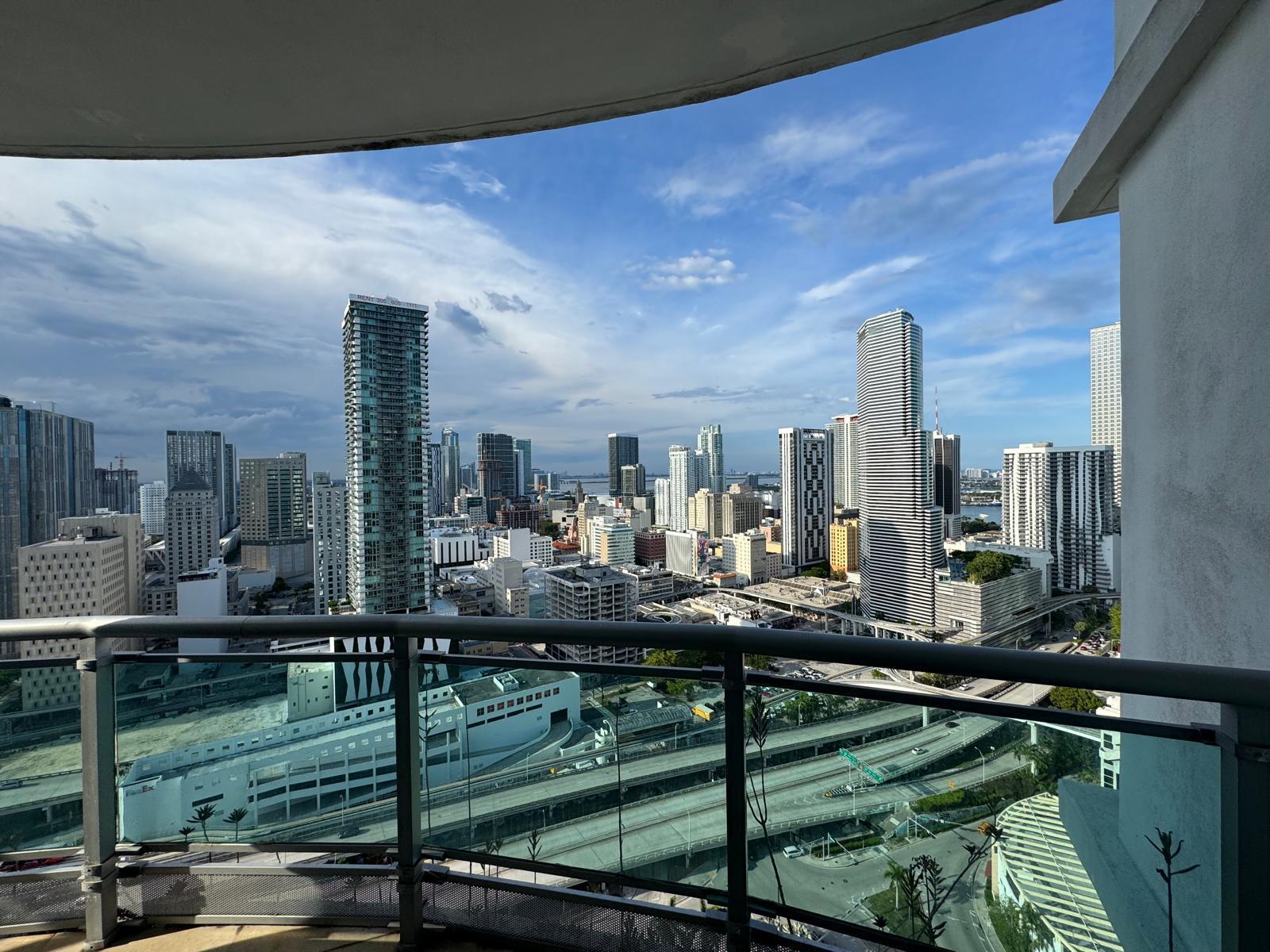350 S Miami Avenue #3313, Miami FL 33130