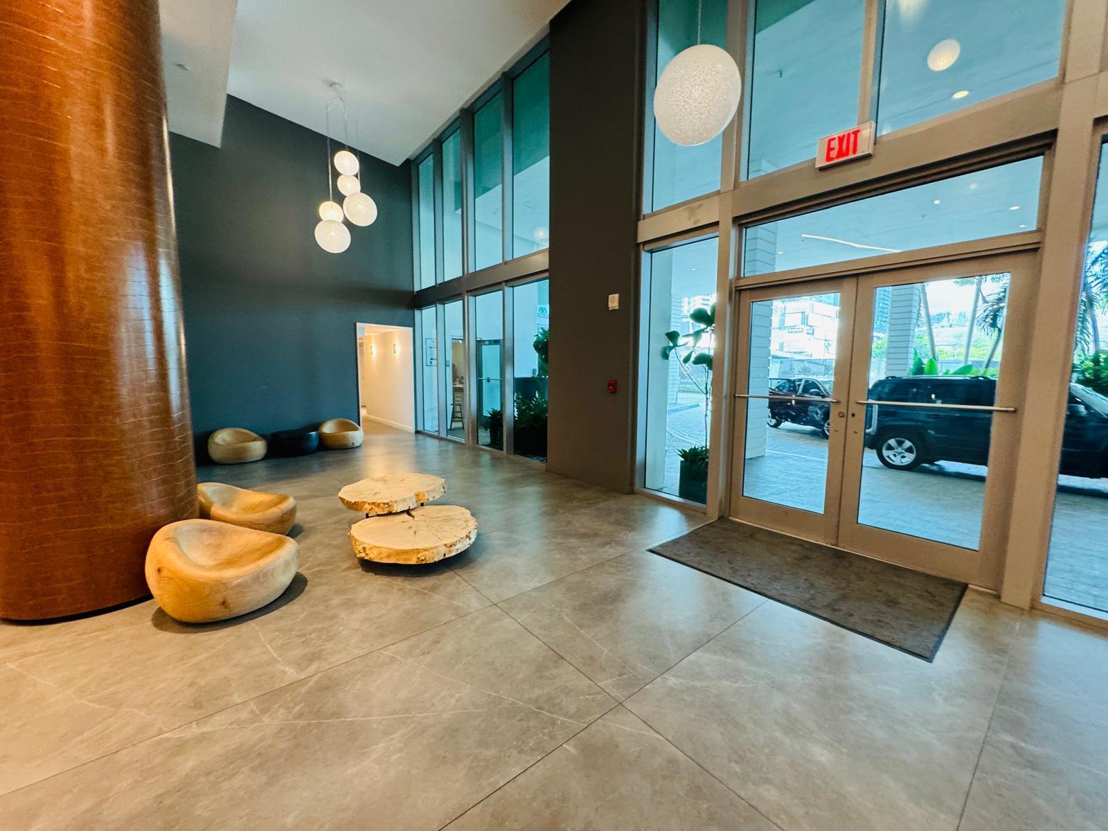 350 S Miami Avenue #3313, Miami FL 33130