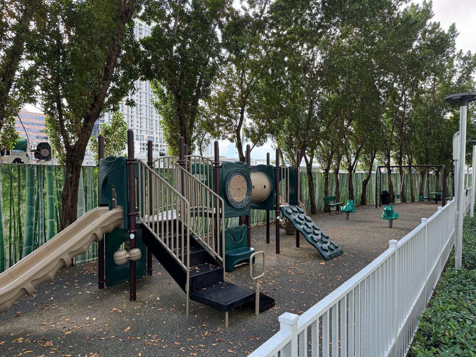 350 S Miami Avenue #3313, Miami FL 33130