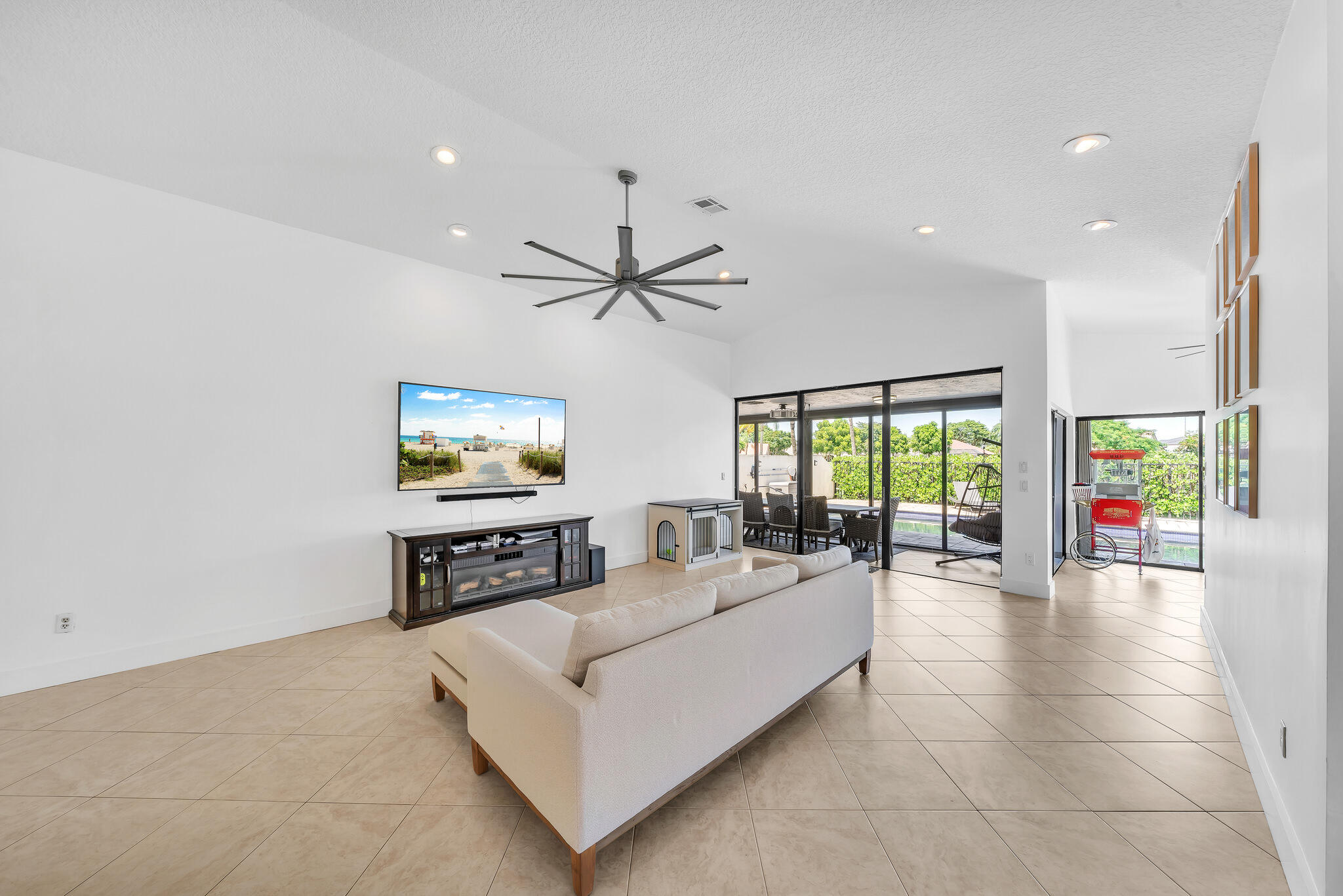 10255 Sunset Bend, Boca Raton FL 33428