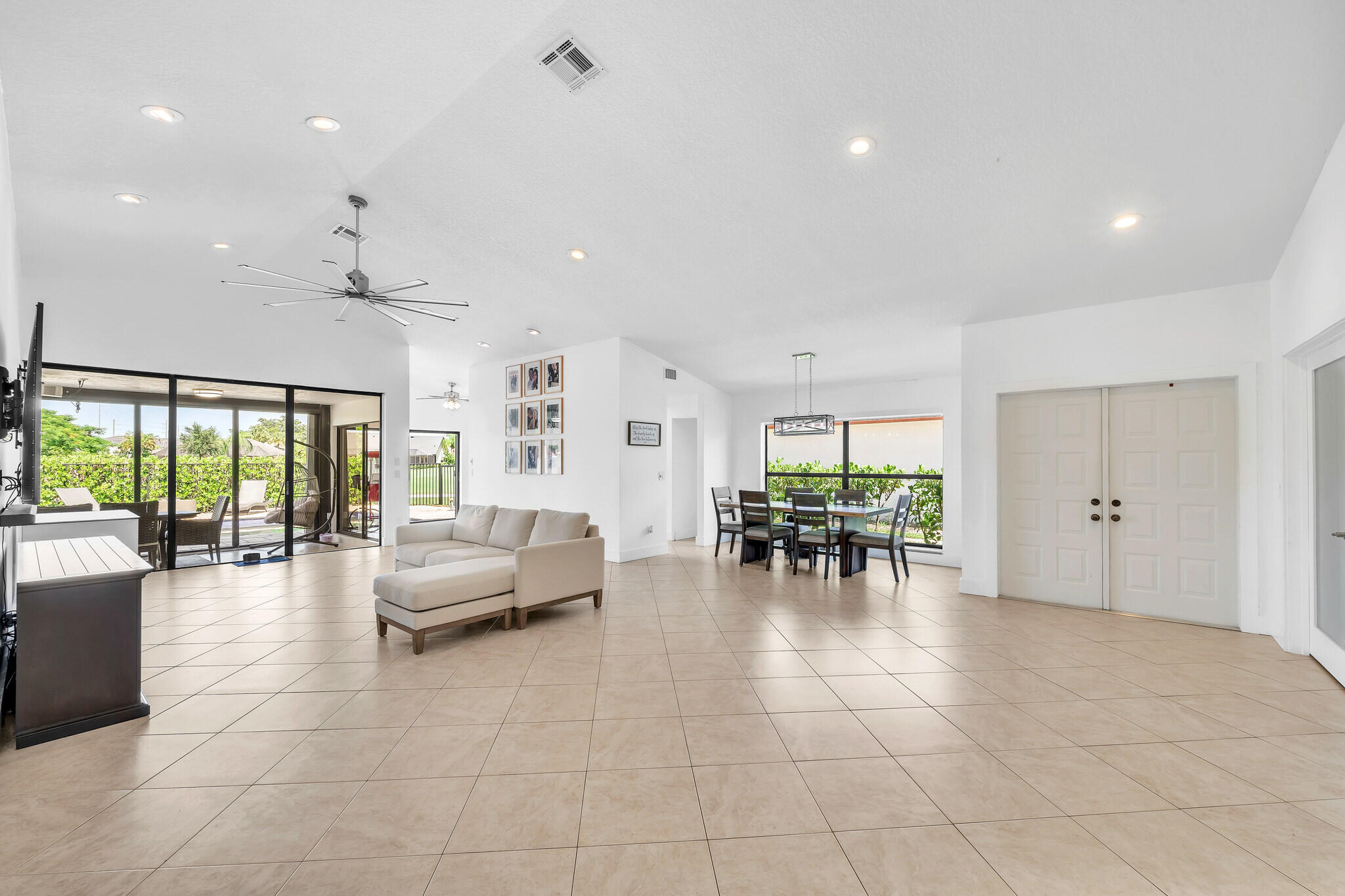 10255 Sunset Bend, Boca Raton FL 33428